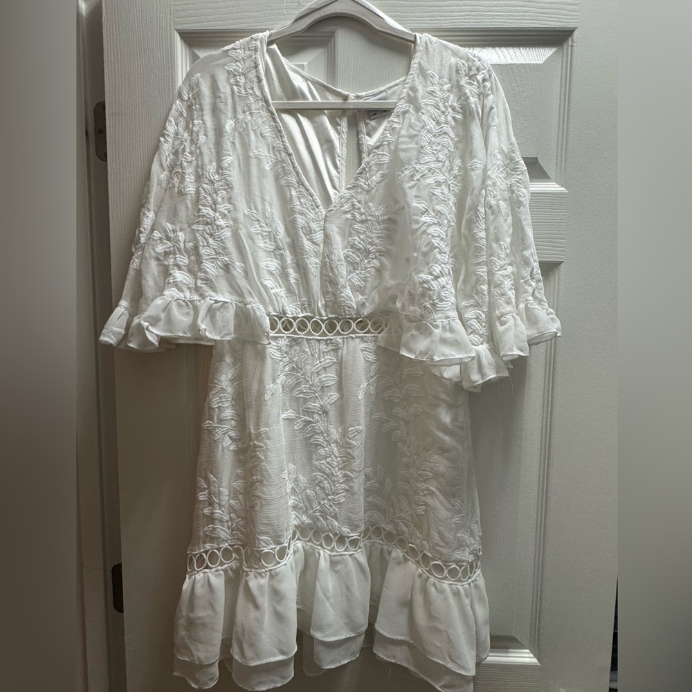Selfie Leslie White Ruffled Mini Dress
